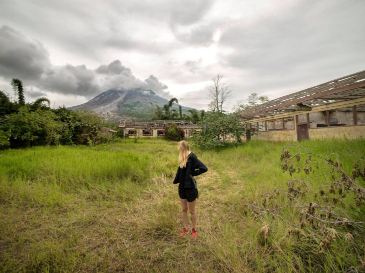 Se cuela a una ciudad volcán y toma estas fantásticas fotografías 8