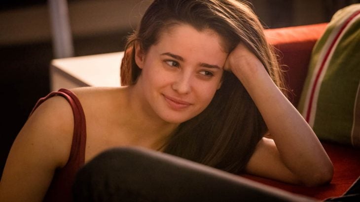 Holly Earl