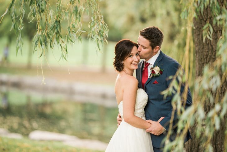 novia salva niño boda