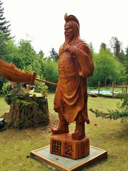 Grandes esculturas en madera