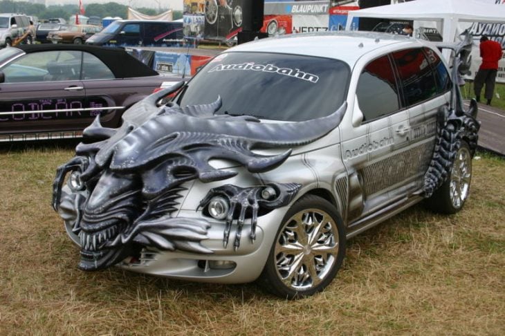 Coche alienígena