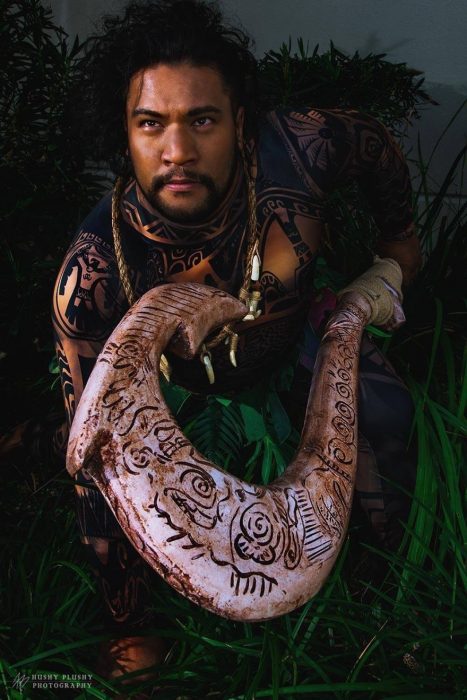 Cosplayer de Maui de Moana