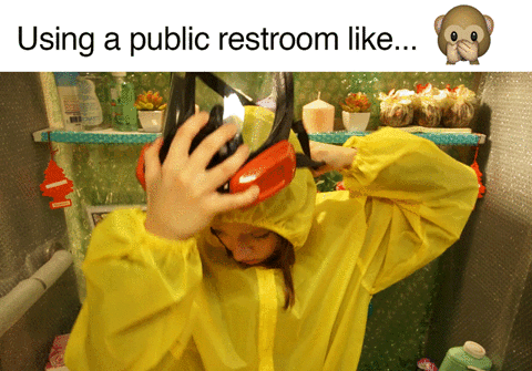 gif baño público