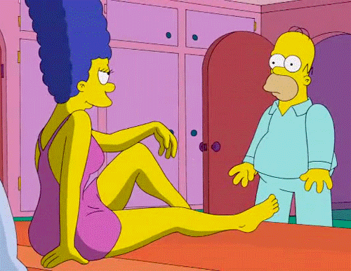 Marge y Homero en la cama