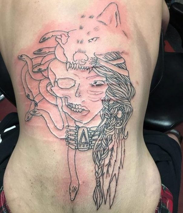 Tatuajes feos cara