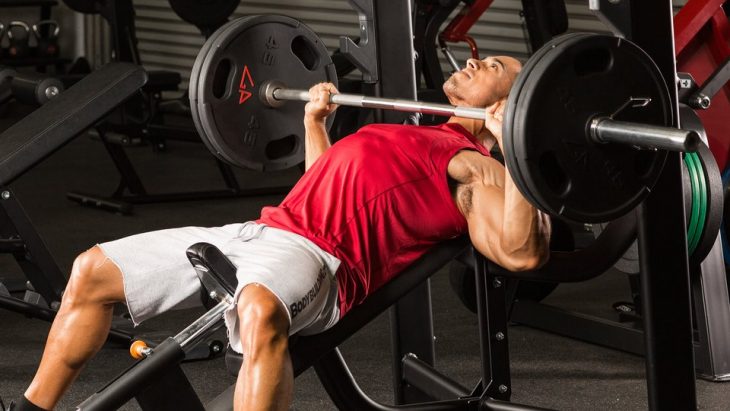 ejercicio en gimnasio