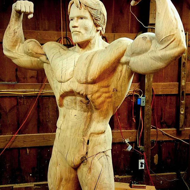 Estatua de Arnold Schwarzenegger