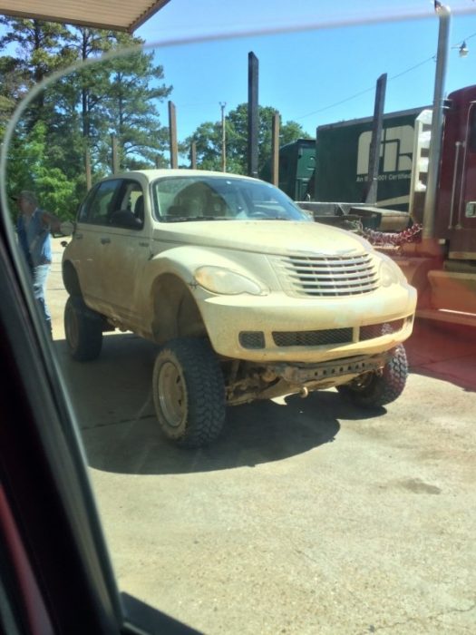 autos feos llantas