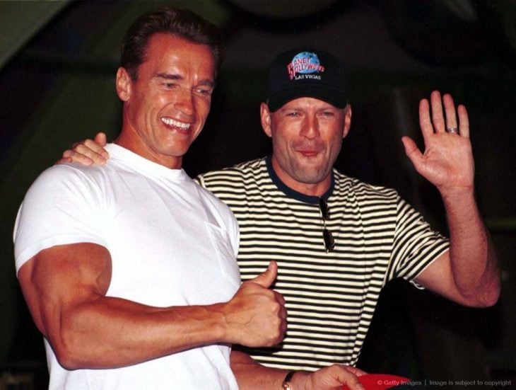 willis y Arnold Schwarzenegger