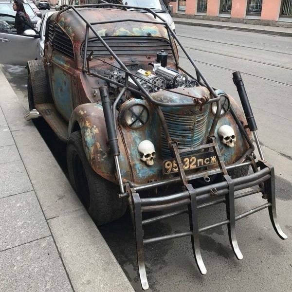 funny-crazy-decked-out-cars-4.jpg