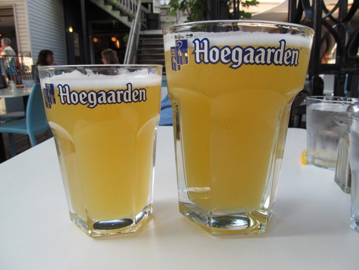 vasos cerveza hoegaarden