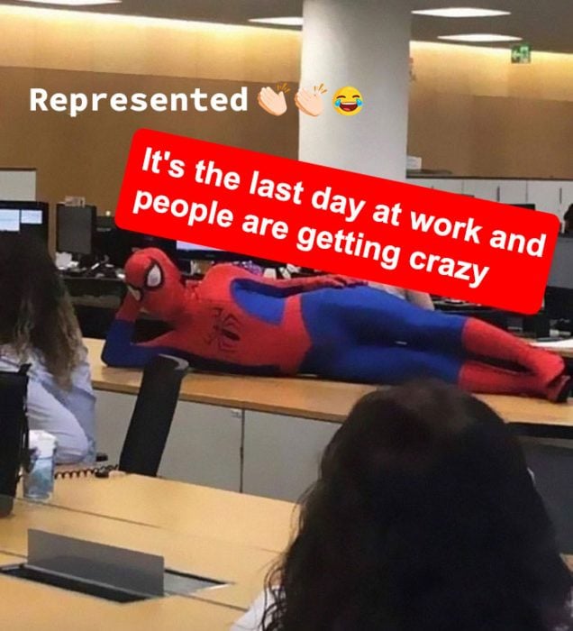 Spider Man en la oficina