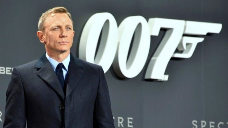 Daniel Craig