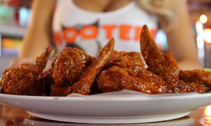 hooters alitas