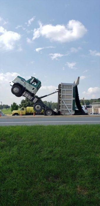 accidentes graciosos camion