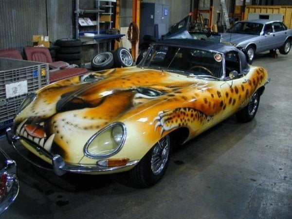 autos modificados feos jaguar