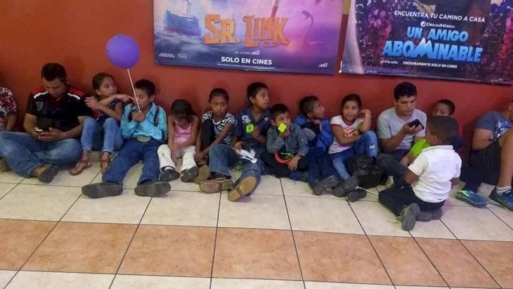 niños en el cine