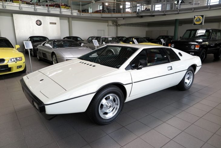 Lotus Esprit S1