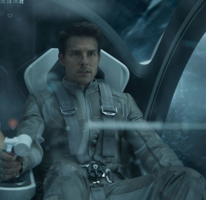 Tom Cruise Oblivion