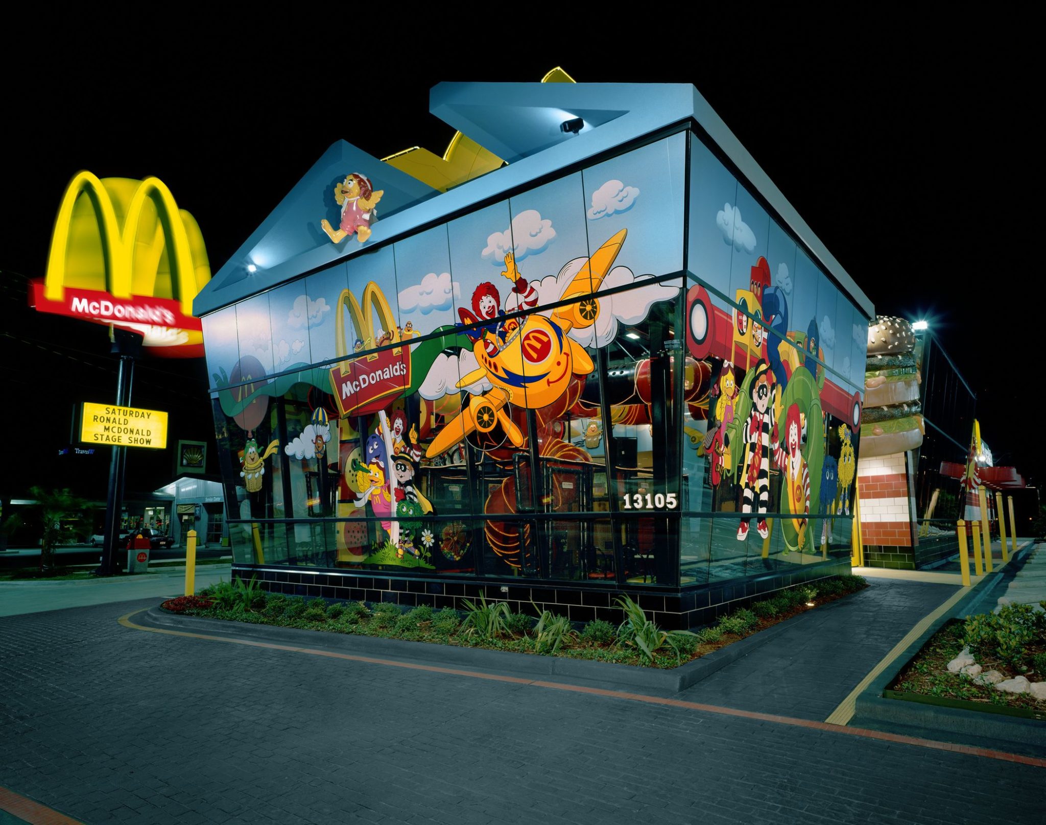 20 Restaurantes McDonald s M s Impresionantes Del Mundo 20-restaurantes-mcdonald-s-m-s-impresionantes-del-mundo