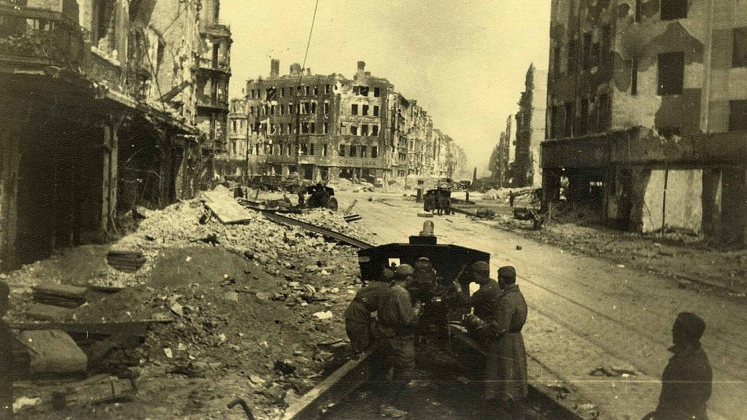 16 Imágenes del final de la Segunda Guerra Mundial 16 Imágenes del final de la Segunda Guerra Mundial