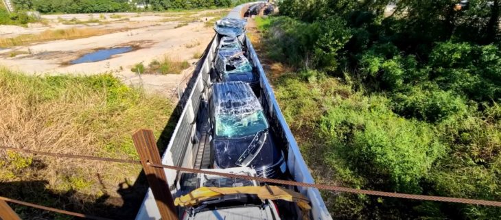 carros destrozados