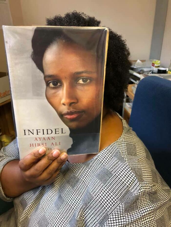 Las 21 mejores imágenes del divertido BookfaceChallenge