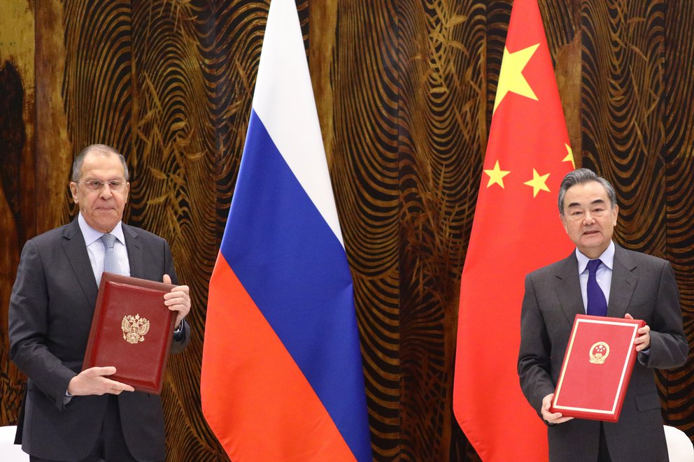 Rusia y China se unen ante las sanciones de Estados Unidos