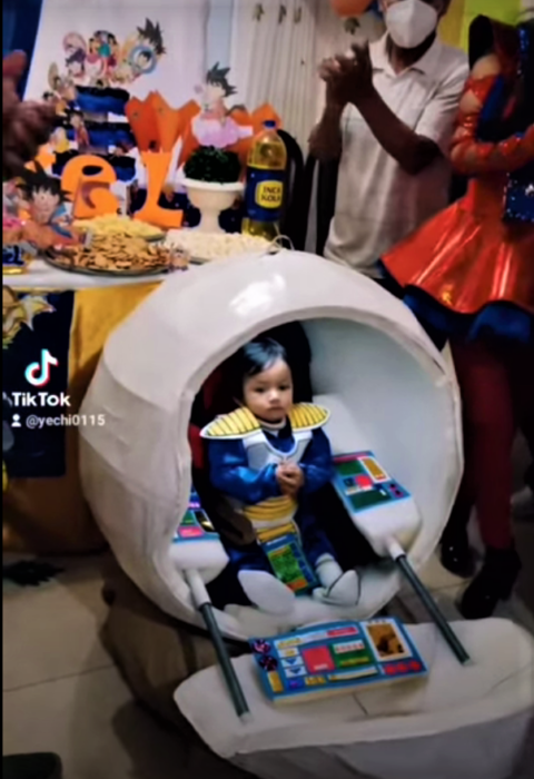 Papás le hacen fiesta temática de 'Dragon Ball' a su bebé