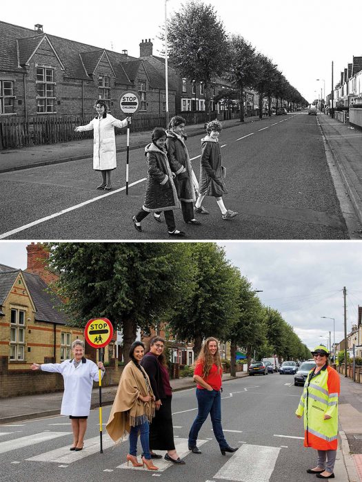 personas cruzando la calle ;Fotografío se reencuentra con personas a las que fotografió algunos años atrás