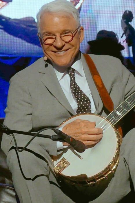 Steve Martin toca el Banjo
