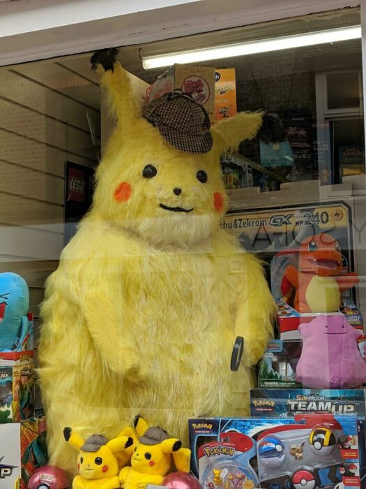 Pikachu gigantesco