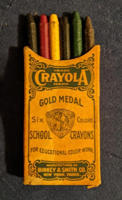 Crayones de 100 años