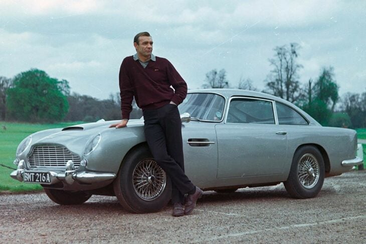 Aston martin DB5 Sean Connery