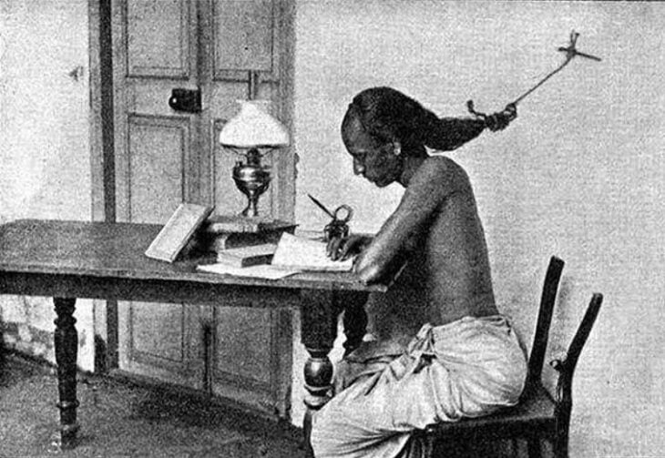 Estudiante Indio Madras 1905