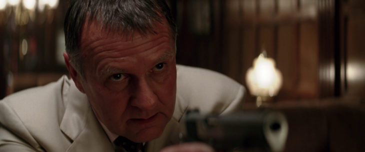 Tom WIlkinson como Falcone