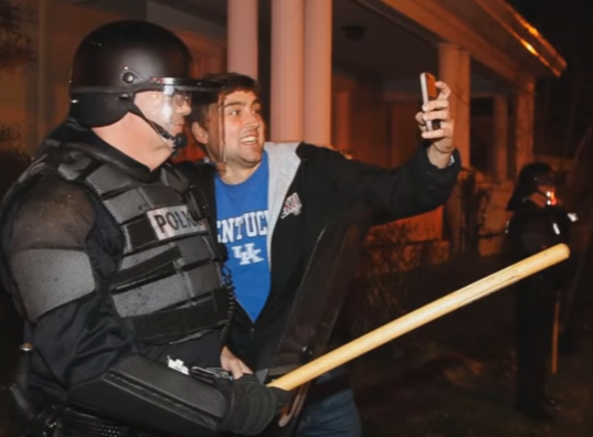 Selfie con policía