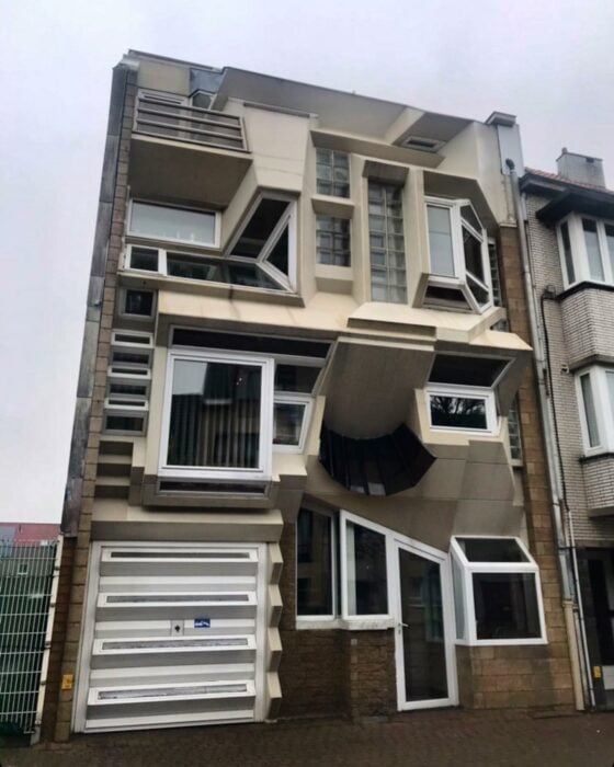 Necesita más ventanas casa belga