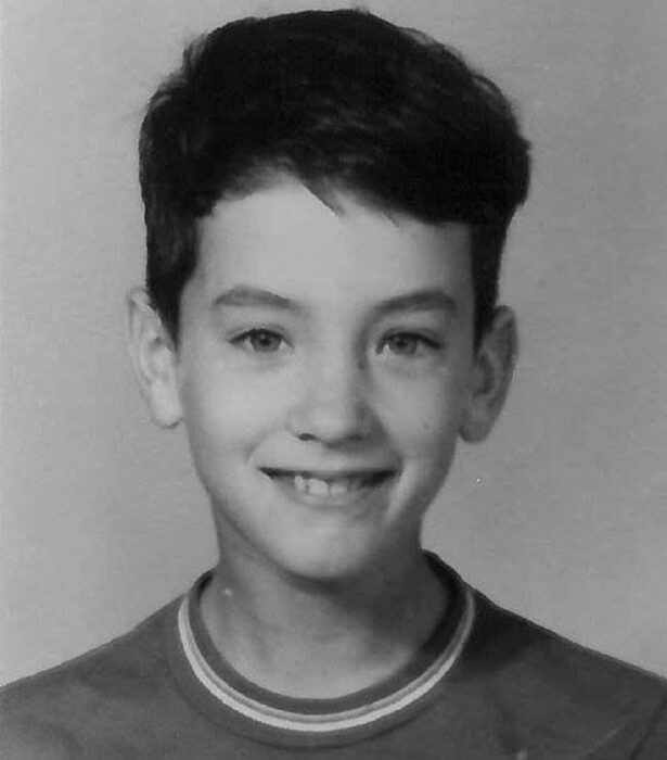 Tom hanks alrededor de los 7años