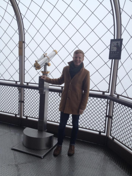 Desde la torre Eiffel, con niebla