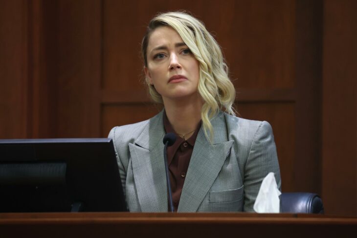 Amber Heard en la corte