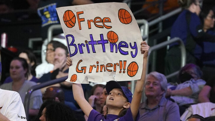Britney Griner gratis Póster
