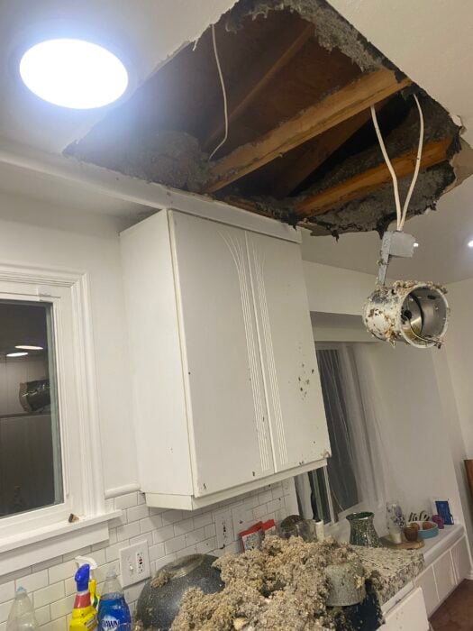 Techo de la cocina se desplomó