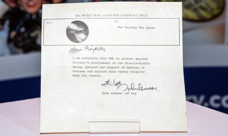 La carta de Lennon a la Reina Isabel II