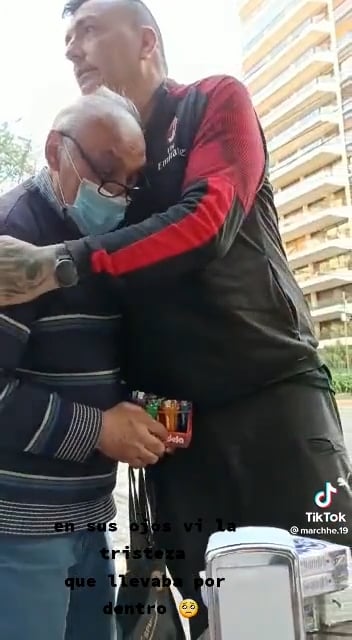 Abrazo al abuelo