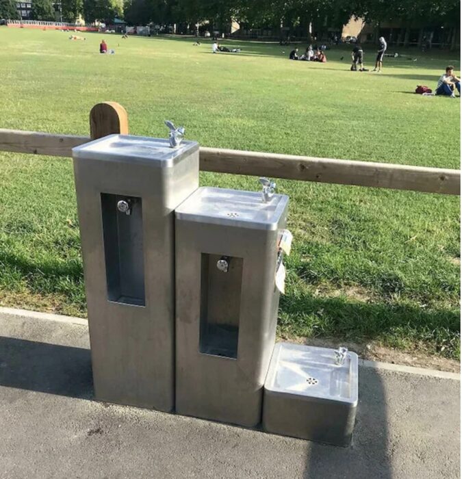 Bebedero para perros