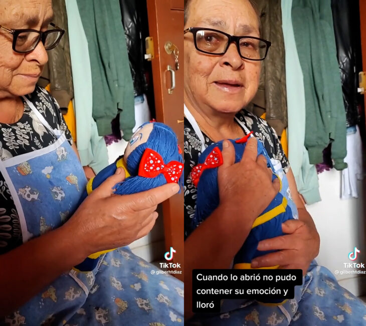 Abuela recibe muñeca