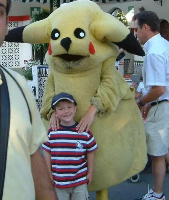 La foto con el Pikachú