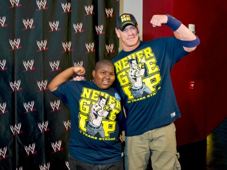 John Cena con fan