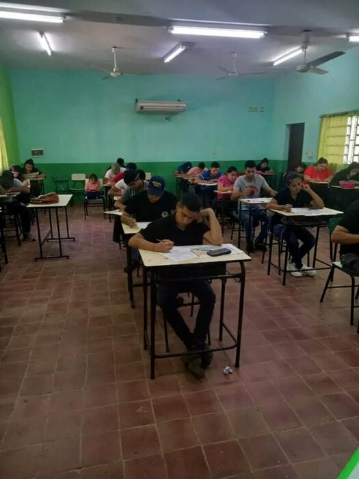 Padre e hija en la universidad